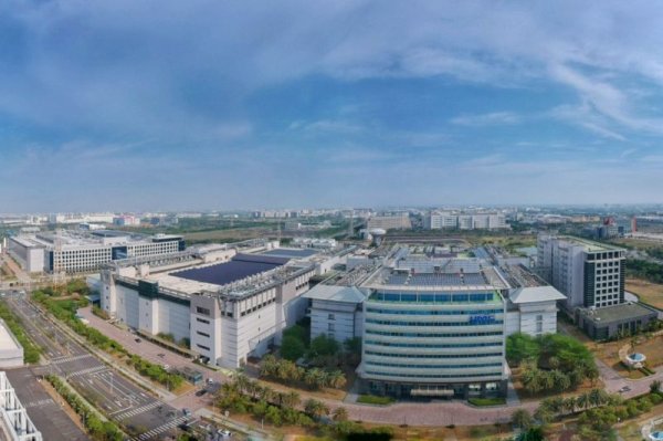 Telecom s June revenue increased by 7.26% year-on-year, accounting for the second highest record of the first half of the year